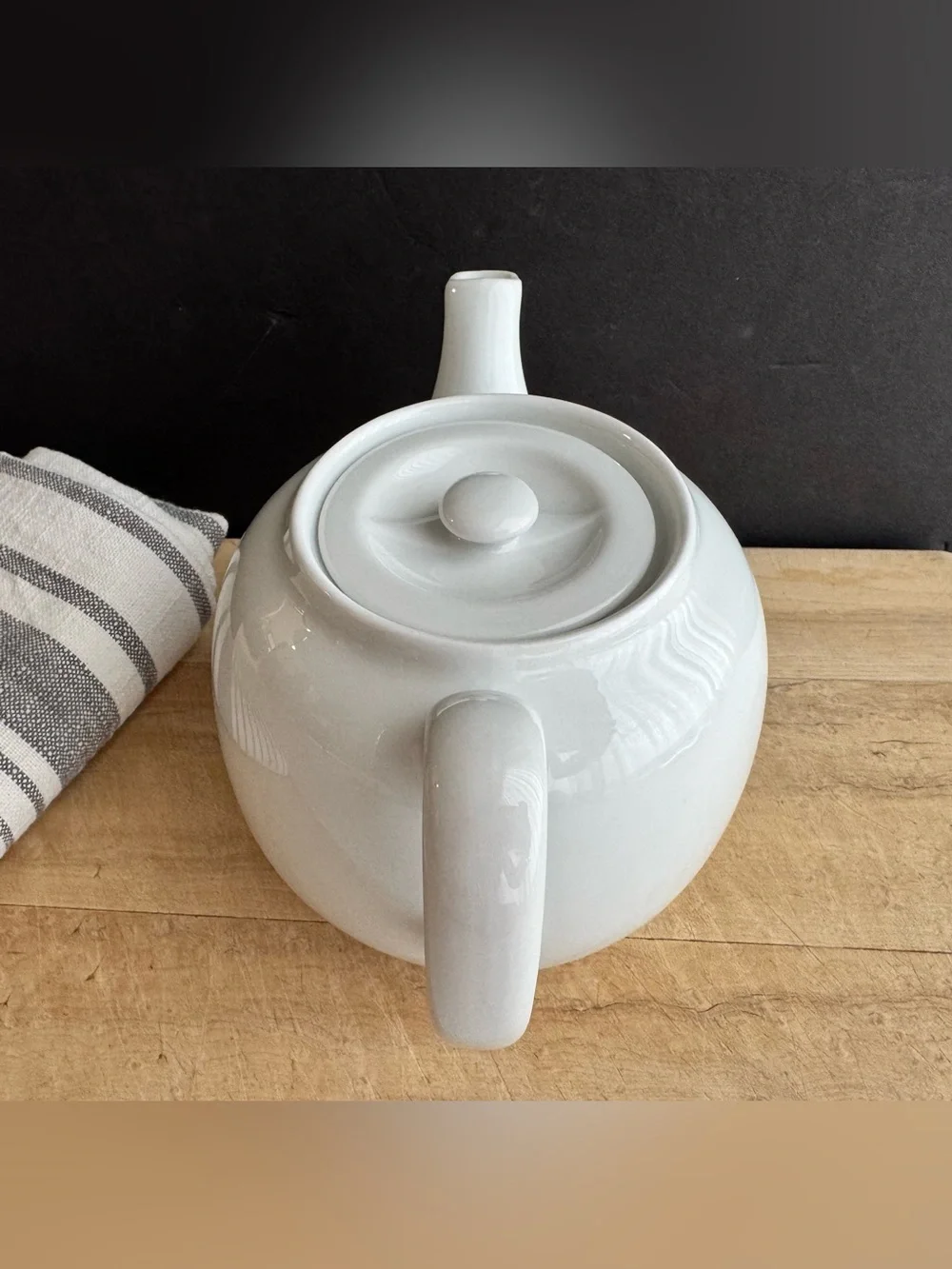 Vintage Pillivuyt French Porcelain 4-cup (1 qt) White Teapot